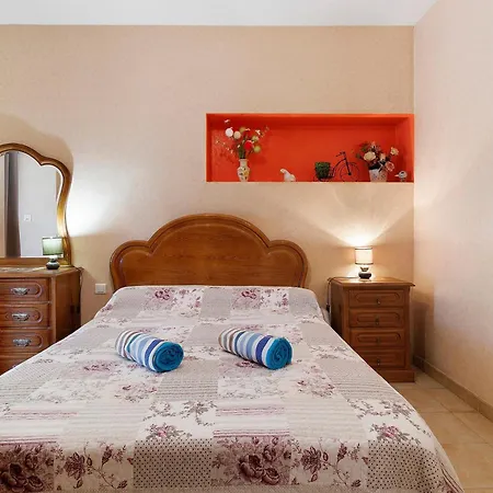 D'hotes Du Chateau Vieux Bed & Breakfast