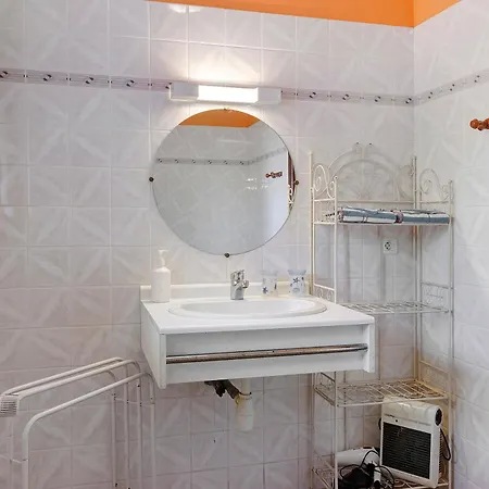 D'hotes Du Chateau Vieux Bed & Breakfast Milhac