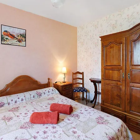 Bed & Breakfast D'hotes Du Chateau Vieux Milhac