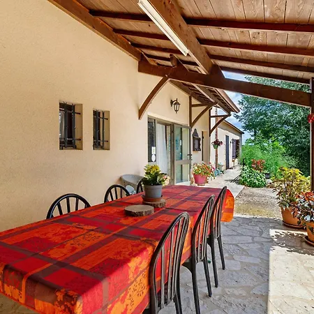 D'hotes Du Chateau Vieux Bed & Breakfast